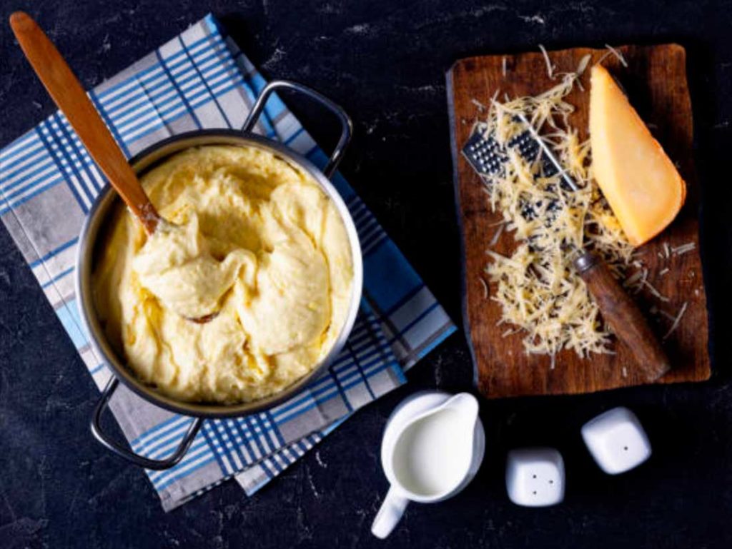 How to Prepare Aligot: The Classic Stretchy French Meal