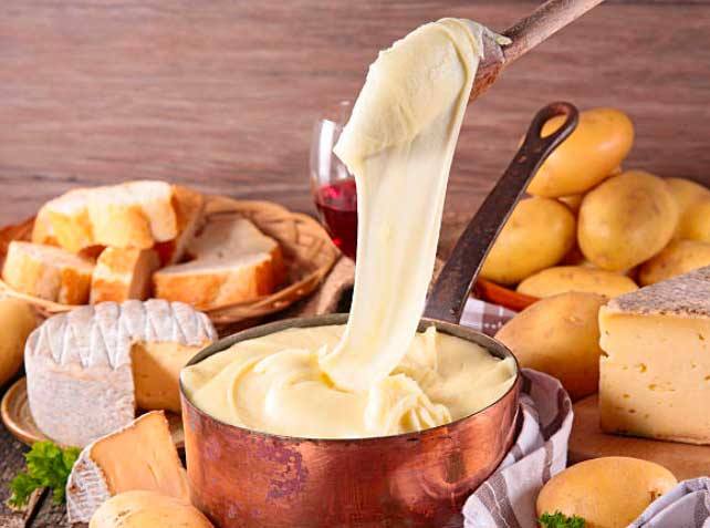 How to Prepare Aligot: The Classic Stretchy French Meal