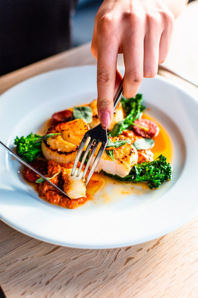 How They Cook and Eat Scallops in France Today